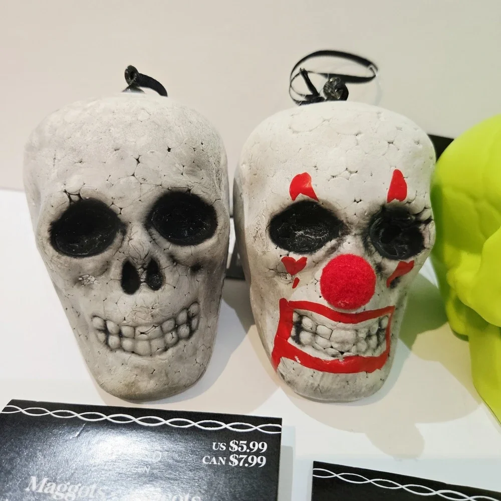 5 Skulls 4 Packs Maggots Ashland Halloween Decoration Plastic & Styrofoam Skulls
